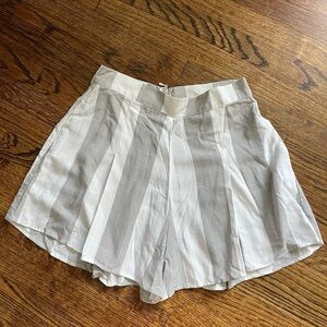 Show me your Mumu shorts